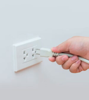 Interruptores y Tomacorrientes